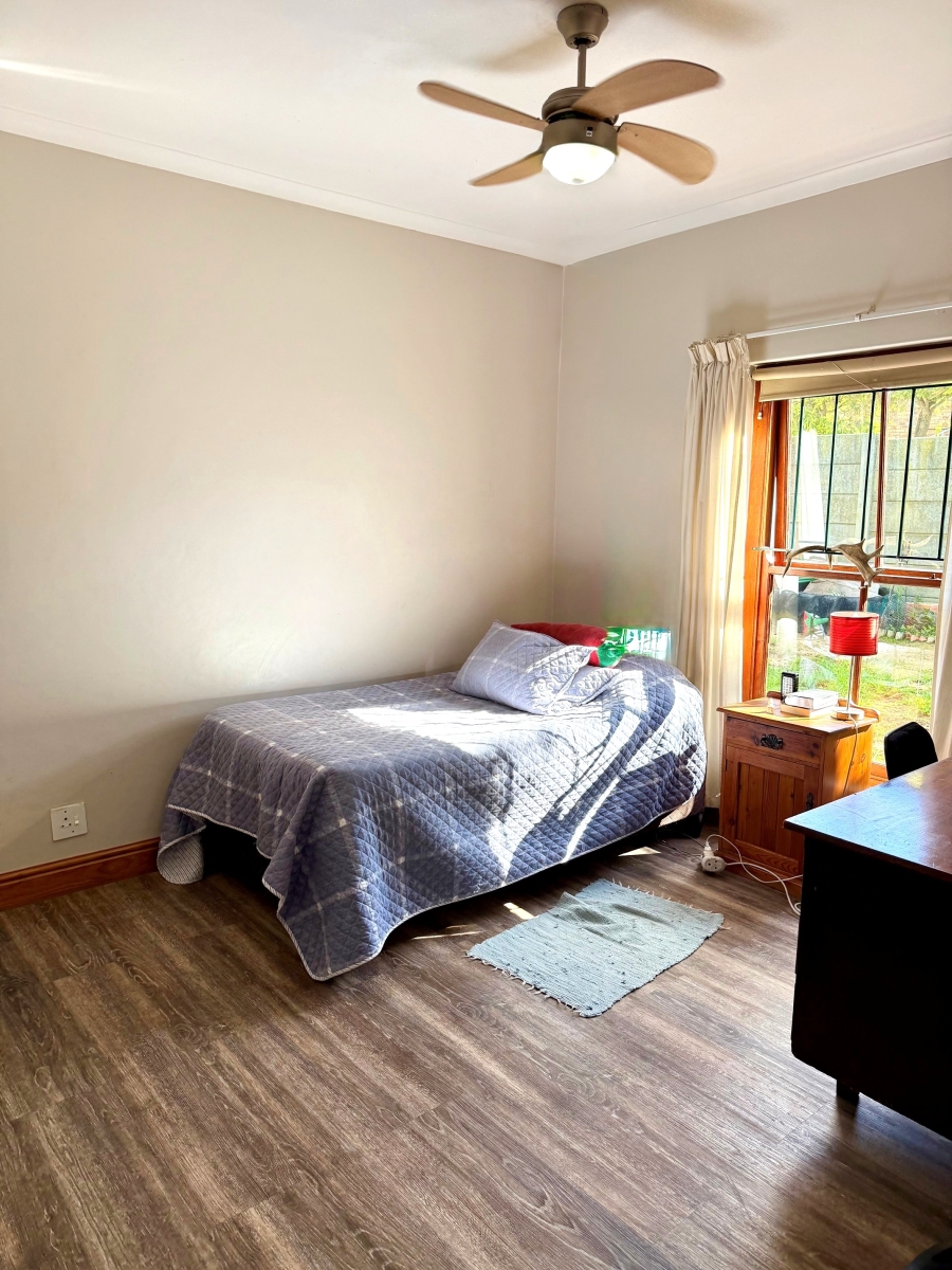 4 Bedroom Property for Sale in Die Wingerd Western Cape